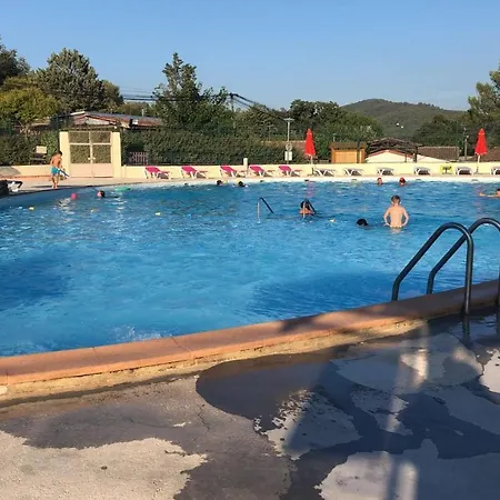 Le Pinedou Hotel
