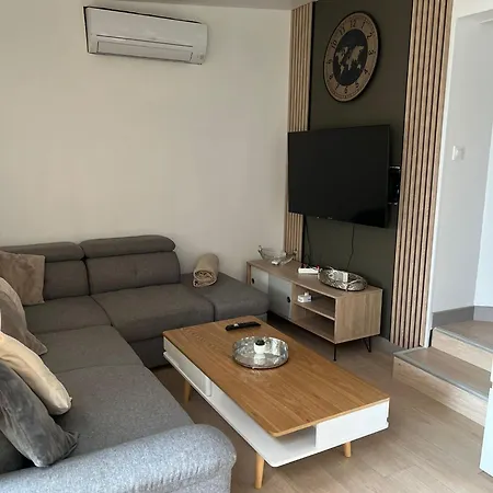 Le Pinedou * La Crau